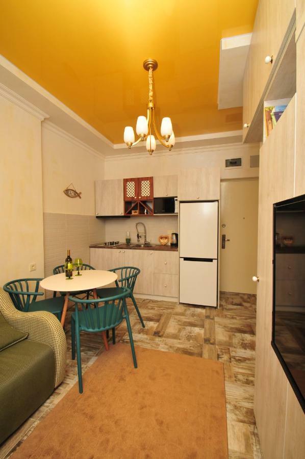 Apartments With A View Of The Trinity Holy Batum Dış mekan fotoğraf