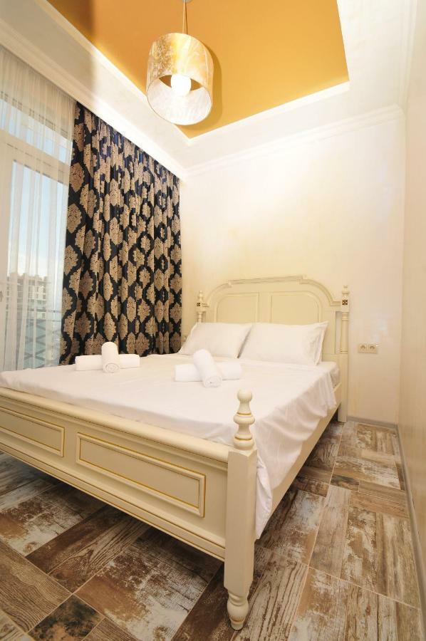 Apartments With A View Of The Trinity Holy Batum Dış mekan fotoğraf